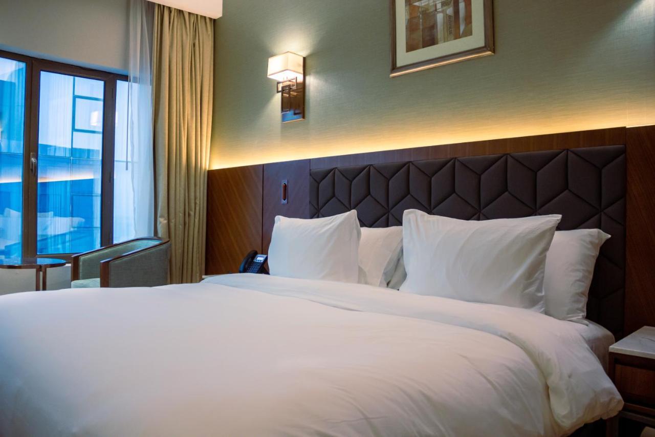 The Seven Hotel Al Manamah Esterno foto