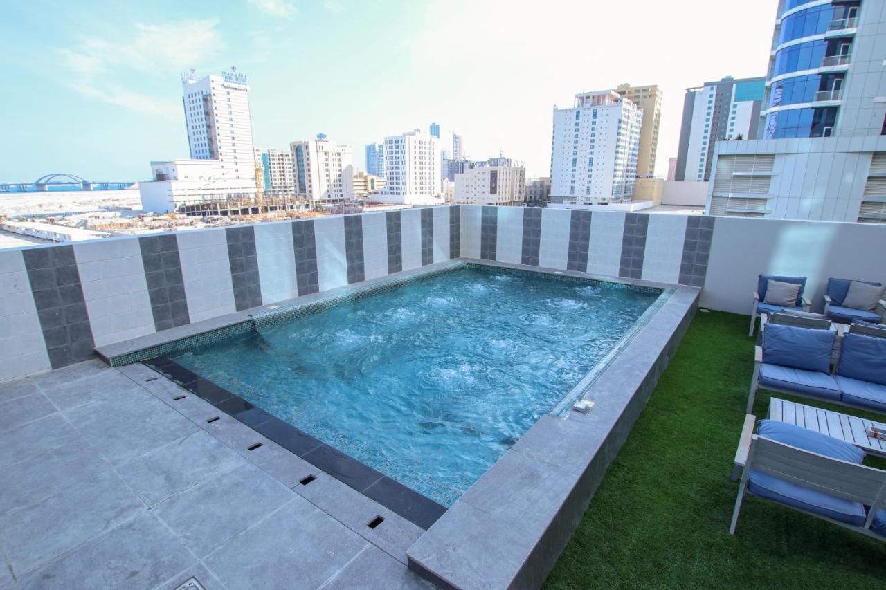 The Seven Hotel Al Manamah Esterno foto