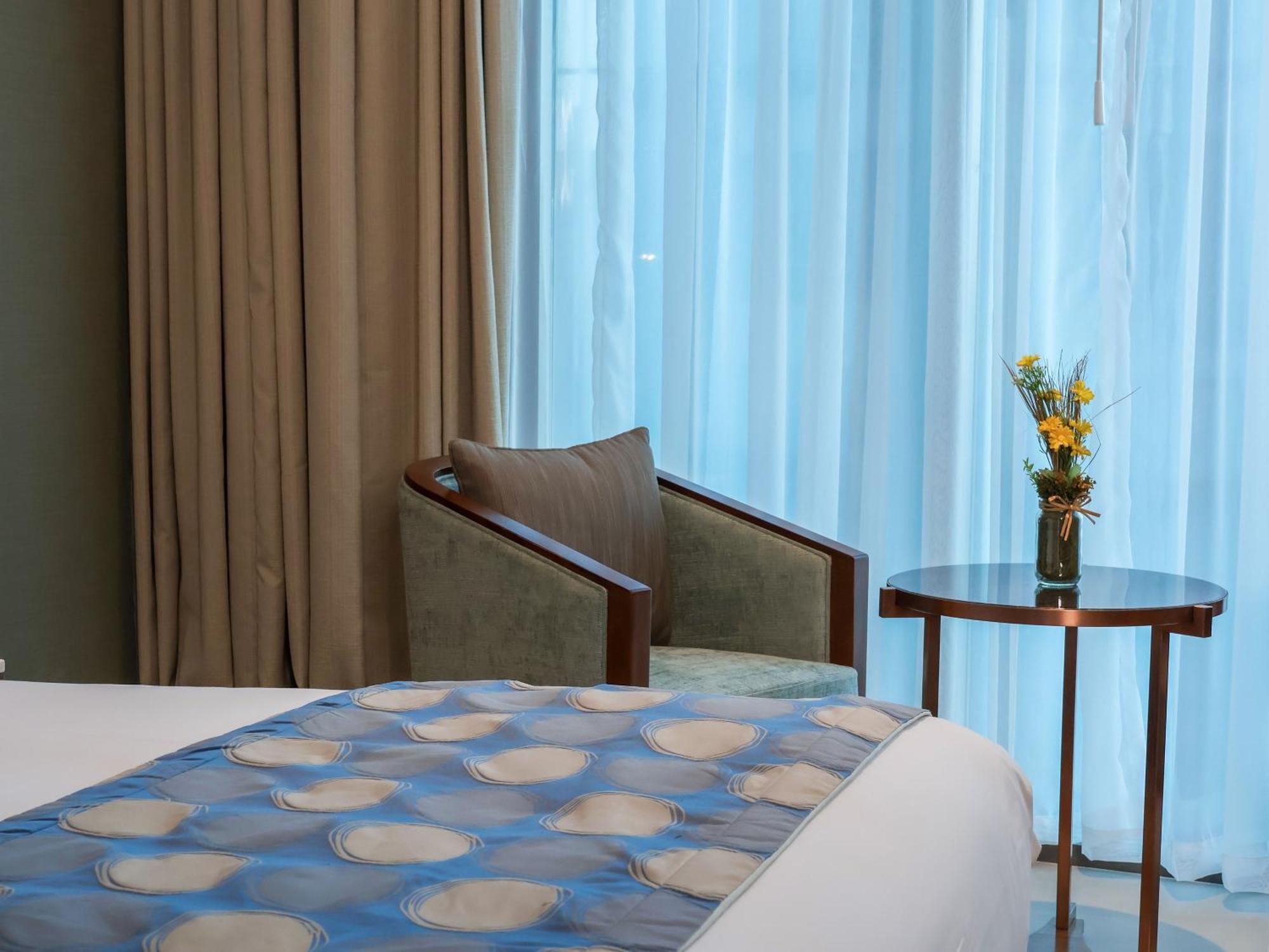 The Seven Hotel Al Manamah Esterno foto